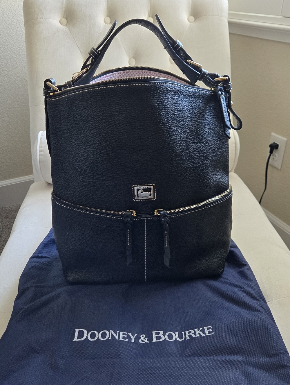 AUTHENTIC DOONEY & BOURKE BLACK LEATHER DILLEN II
